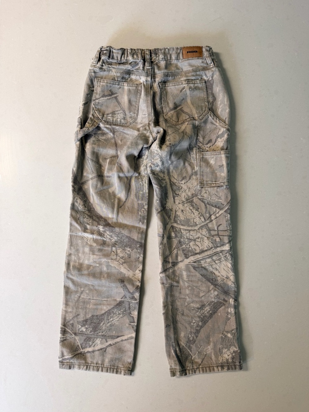 RSQ Girls’ Gray Camo Cargo Pants - Picture 2 of 5